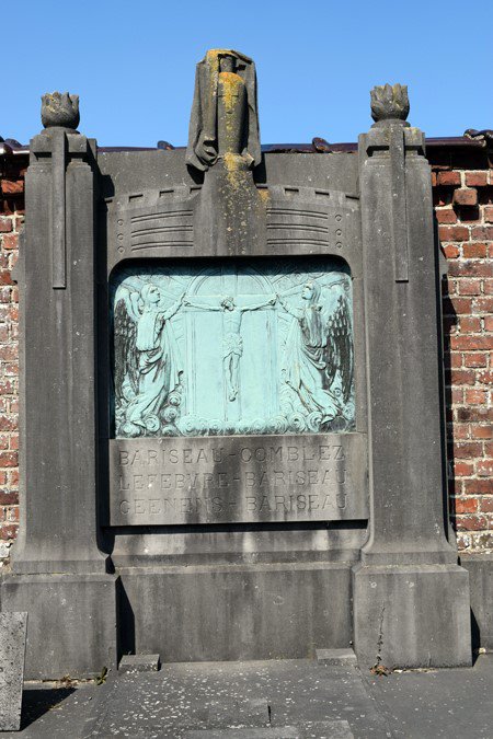 Cimetière Orcq.jpg